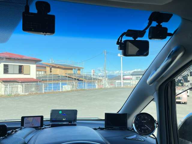 トヨタ アルファードハイブリット SR Cパッケージ 山梨県 2019(平31)年 4.4万km ブラック 純正ナビ　/４ＷＤ　/ツインムーンルーフ　/パワーシート　/クルーズコントロール　/デジタルインナーミラー　/パワーバックドア　/モデリスタエアロ　/ＪＢＬサウンドシステム　/後席フィリップダウンモニター/AC100V電源/ステアリングヒーター/横滑り防止機能/おくだけ充電