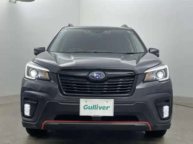 スバル フォレスター X－ブレイク 岡山県 2019(令1)年 6.7万km ダークグレーメタリック 純正８インチナビ　(CN-LR840D)/【CD/DVD/BT/フルセグ】/レーダークルーズコントロール　/ビルトインＥＴＣ　/シートヒーター　全席/ＬＥＤヘッドライト/バックカメラ　/ドライブレコーダー　前側/電動リアゲート　/コーナーセンサー　後側/オートハイビーム　/ルーフレール/ステアリングヒーター/禁煙車/スペアキー×1/オートブレーキホールド/シートメモリー/パドルシフト/ダウンヒルアシスト