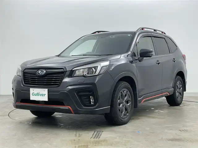 スバル フォレスター X－ブレイク 岡山県 2019(令1)年 6.7万km ダークグレーメタリック 純正８インチナビ　(CN-LR840D)/【CD/DVD/BT/フルセグ】/レーダークルーズコントロール　/ビルトインＥＴＣ　/シートヒーター　全席/ＬＥＤヘッドライト/バックカメラ　/ドライブレコーダー　前側/電動リアゲート　/コーナーセンサー　後側/オートハイビーム　/ルーフレール/ステアリングヒーター/禁煙車/スペアキー×1/オートブレーキホールド/シートメモリー/パドルシフト/ダウンヒルアシスト