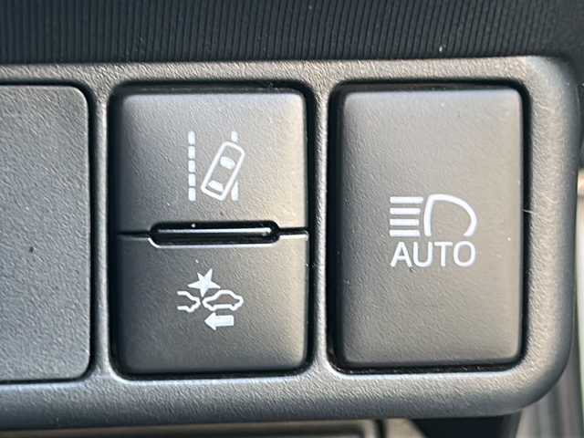 トヨタ アクア S スタイルブラック 三重県 2018(平30)年 4.3万km ホワイトパールクリスタルシャイン 禁煙　/純正ナビ/バックカメラ/純正ドラレコ/ETC/レーンキープアシスト/プリクラッシュ/ステアリングスイッチ/オートライト/オートハイビーム/ヘッドライトレベライザー/コーナーポール/電動格納ミラー