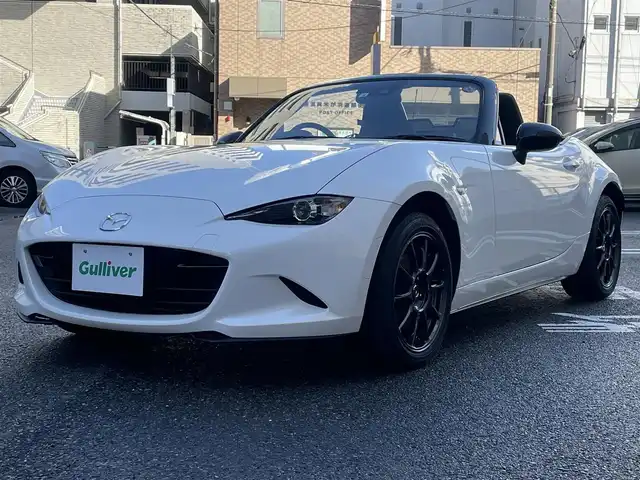 マツダ ロードスター 990S 神奈川県 2022(令4)年 2万km スノーフレイクホワイトパールマイカ オープンカー（手動）/6速MT/純正オーディオ/ビルトインETC/LEDヘッドライト/プッシュスタート/スマートキー/衝突軽減ブレーキ/車線逸脱警報/コーナーセンサー/BSM/Wエアバッグ/ABS/横滑り防止装置/RAYS鍛造16インチAW/Bremboブレーキ/新車時保証書/取扱説明書/スペアキー