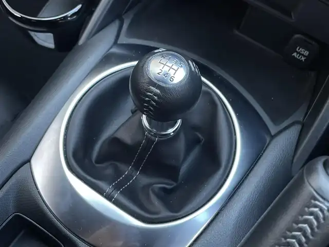 マツダ ロードスター 990S 神奈川県 2022(令4)年 2万km スノーフレイクホワイトパールマイカ オープンカー（手動）/6速MT/純正オーディオ/ビルトインETC/LEDヘッドライト/プッシュスタート/スマートキー/衝突軽減ブレーキ/車線逸脱警報/コーナーセンサー/BSM/Wエアバッグ/ABS/横滑り防止装置/RAYS鍛造16インチAW/Bremboブレーキ/新車時保証書/取扱説明書/スペアキー