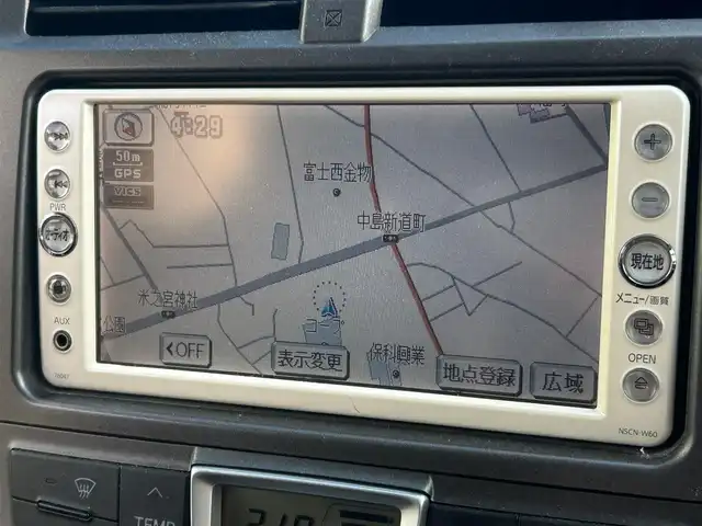 トヨタ ラクティス G 静岡県 2010(平22)年 14.2万km シルバーM エンジンスタートボタン/パワーステアリング/パワーウィンドウ/スマートキー/オートエアコン/CD/CDチェンジャー/バックカメラ/TV（ワンセグ）/純正SDナビ/純正フロアマット/布シート/ABS/オートライト/Wエアバッグ