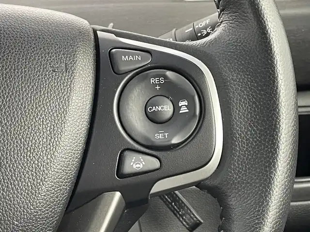 ホンダ フリード G ホンダセンシング 埼玉県 2018(平30)年 3.7万km コバルトブルーパール 純正7インチナビ/ CD DVD フルセグTV Bluetooth/純正11.6インチフリップダウンモニター/バックカメラ/ホンダセンシング/衝突軽減ブレーキ/レーンキープアシスト/クルーズコントロール/先行車発進お知らせ機能/両側パワースライドドア/左側ハンズフリースライドドア/ハーフレザーシート/LEDオートライト/スマートキー/ETC