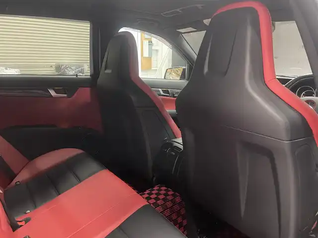 メルセデス・ベンツ Ｃ６３ ステーションワゴン 群馬県 2012(平24)年 4.2万km シルバー AMGパフォーマンスパッケージ/サンルーフ/赤黒コンビレザーシート/前後ドラレコ/レッドキャリパー/TVキャンセラー/19インチ黒ホイー/メモリ付きパワーシート/スマートキー/純正ナビ/フルセグTV