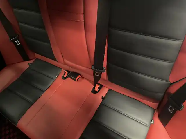 メルセデス・ベンツ Ｃ６３ ステーションワゴン 群馬県 2012(平24)年 4.2万km シルバー AMGパフォーマンスパッケージ/サンルーフ/赤黒コンビレザーシート/前後ドラレコ/レッドキャリパー/TVキャンセラー/19インチ黒ホイー/メモリ付きパワーシート/スマートキー/純正ナビ/フルセグTV