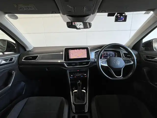 フォルクスワーゲン ＶＷ Ｔ－ロック TDI スタイル 山形県 2023(令5)年 2.5万km 緑 ディスカバープロパッケージ/純正ナビ/・Bluetooth/USB/AppleCarPlay/AndroidAuto/バックカメラ/パークアシスト/アダプティブクルーズコントロール/レーンキープアシスト/ブラインドスポットアシスト/アクティブブレーキアシスト/デジタルコックピット/オートホールド/純正LEDオートライト/ダイナミックライトアシスト/リヤトラフィックアラート/スピードリミッター/パドルシフト/社外ドライブレコーダー (前後)