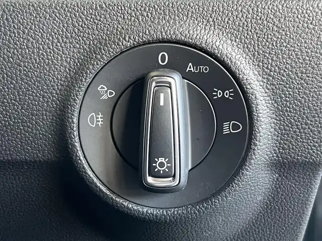 フォルクスワーゲン ＶＷ Ｔ－ロック TDI スタイル 山形県 2023(令5)年 2.5万km 緑 ディスカバープロパッケージ/純正ナビ/・Bluetooth/USB/AppleCarPlay/AndroidAuto/バックカメラ/パークアシスト/アダプティブクルーズコントロール/レーンキープアシスト/ブラインドスポットアシスト/アクティブブレーキアシスト/デジタルコックピット/オートホールド/純正LEDオートライト/ダイナミックライトアシスト/リヤトラフィックアラート/スピードリミッター/パドルシフト/社外ドライブレコーダー (前後)