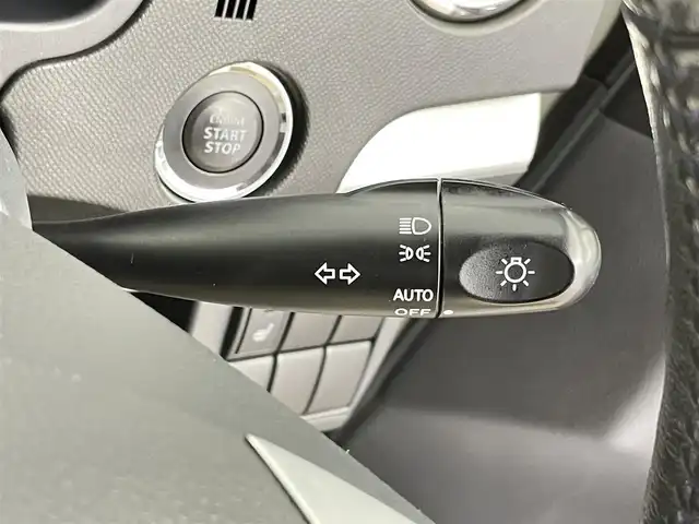 スズキ ワゴンＲ LTDⅡ 千葉県 2012(平24)年 5.8万km パールホワイト 社外8インチナビ/・Bluetooth接続/・フルセグTV/・CD/DVD再生/・バックカメラ/運転席シートヒーター/スマートキー/フロアマット/純正アルミホイール/プッシュスタート