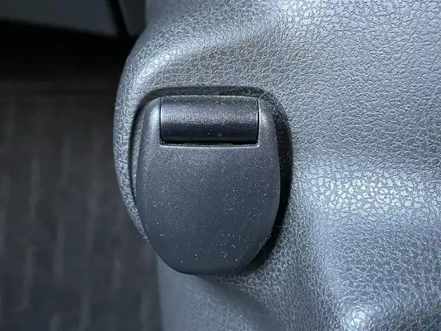 日産 ノート e－パワー X 和歌山県 2016(平28)年 9.7万km スーパーブラック (株)IDOMが運営する【じしゃロン和歌山店】の自社ローン専用車両になります。こちらは現金またはオートローンご利用時の価格です。自社ローンご希望の方は別途その旨お申付け下さい/純正ナビゲーション/型番：MJ116D-W/【CD/SD/AUX/BT/TV】/衝突被害軽減ブレーキ/HIDオートライト/純正フロアマット/純正ドアバイザー