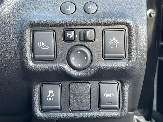 日産 ノート e－パワー X 和歌山県 2016(平28)年 9.7万km スーパーブラック (株)IDOMが運営する【じしゃロン和歌山店】の自社ローン専用車両になります。こちらは現金またはオートローンご利用時の価格です。自社ローンご希望の方は別途その旨お申付け下さい/純正ナビゲーション/型番：MJ116D-W/【CD/SD/AUX/BT/TV】/衝突被害軽減ブレーキ/HIDオートライト/純正フロアマット/純正ドアバイザー