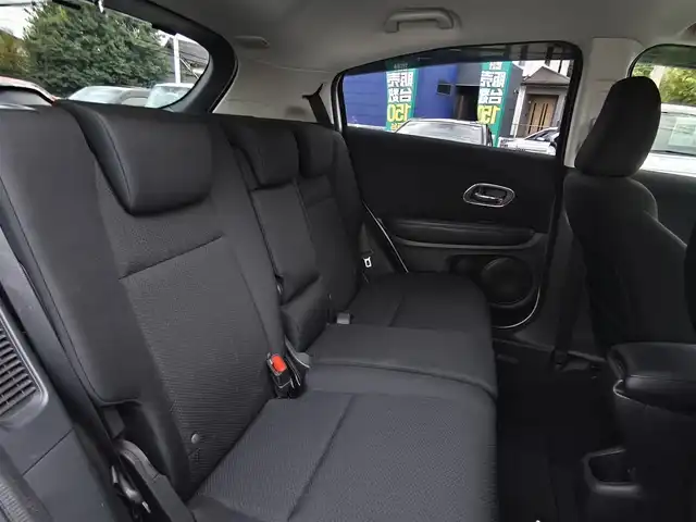 ホンダ ヴェゼル ハイブリッド 熊本県 2014(平26)年 9.7万km ホワイトオーキッドパール 純正ナビ/【フルセグTV/Bluetooth/CD/DVD】/バックカメラ/クルーズコントロール/プッシュスタート/スマートキー/ウィンカーミラー/ブレーキホールド/ステアリングスイッチ/ドライブレコーダー/ビルトインETC/横滑り防止装置/ABS/盗難防止装置/保証書/スペアキー