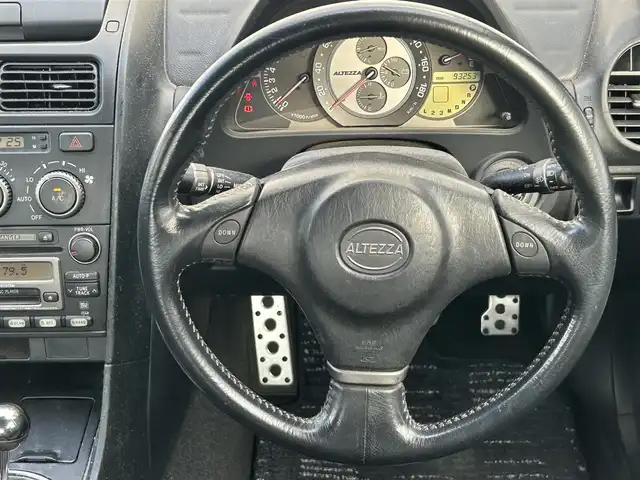 トヨタ アルテッツァ RS200 Zエディション 埼玉県 2004(平16)年 9.4万km ダークブルーマイカM オーディオ（AM/FM/CD/MD）/純正17インチAW/純正ドアバイザー/純正フロアマット/MT付きAT/純正トランクマット/スペアキー1本/リモコンキー/保証書