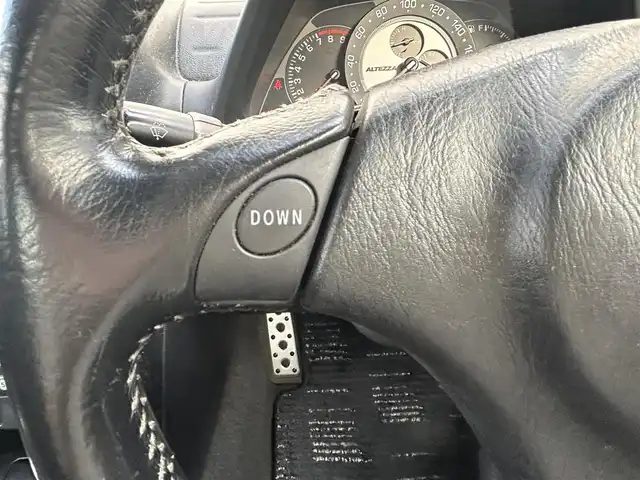 トヨタ アルテッツァ RS200 Zエディション 埼玉県 2004(平16)年 9.4万km ダークブルーマイカM オーディオ（AM/FM/CD/MD）/純正17インチAW/純正ドアバイザー/純正フロアマット/MT付きAT/純正トランクマット/スペアキー1本/リモコンキー/保証書