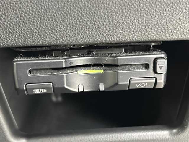 ダイハツ ムーヴ キャンバス X メイクアップ リミテッド SAⅢ 埼玉県 2021(令3)年 4.5万km パールホワイトⅢ/ブルーミングピンクメタリック 全方位カメラ　/ＥＴＣ　/両側電動スライドドア　/レーンキープアシスト　/オートマチックハイビーム　/盗難防止措置　/アイドリングストップ　/プッシュスタート　/スマートキー　/純正フロアマット　/前ドライブレコーダー/ステアリングスイッチ/フォグランプ