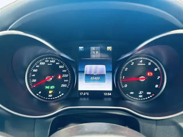 メルセデス・ベンツ ＧＬＣ２５０ 4マチック スポーツ 大阪府 2016(平28)年 6.6万km ポーラホワイト レーダーセーフティ/HUD/ACC/純正ナビ/TV/360度カメラ/純正19インチAW/LEDヘッドライト/電動リアゲート/ブラインドスポット/ルーフレール/パドルシフト/ハーフ革/メモリ付きパワーシート/シートヒーター