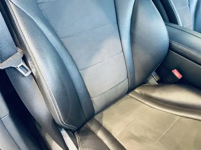 メルセデス・ベンツ ＧＬＣ２５０ 4マチック スポーツ 大阪府 2016(平28)年 6.6万km ポーラホワイト レーダーセーフティ/HUD/ACC/純正ナビ/TV/360度カメラ/純正19インチAW/LEDヘッドライト/電動リアゲート/ブラインドスポット/ルーフレール/パドルシフト/ハーフ革/メモリ付きパワーシート/シートヒーター