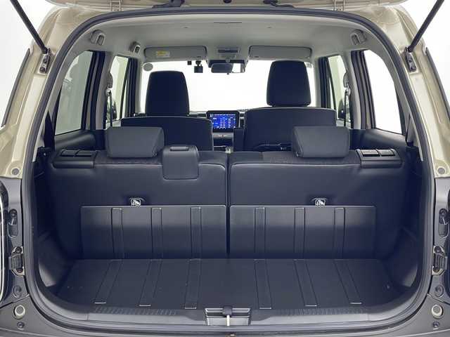 スズキ クロスビー HYBRID MZ 愛知県 2024(令6)年 1.8万km キャラバンアイボリーパールメタリック/ホワイト 2トーンルーフ 純正ナビ【CN-HZ8A5】/全方位カメラ/フルセグTV・Bluetooth・CD・DVD・USB/純正16インチアルミホイール/ＥＴＣ/ドライブレコーダー/SUZUKI Safety Support/デュアルカメラブレーキサポート/後退時ブレーキサポート/衝突被害軽減ブレーキ/誤発進抑制/後方誤発進抑制/車線維持支援/車線逸脱警報/ふらつき警報/アダプティブクルーズコントロール/先行車発進お知らせ/ヒルホールドコントロール/横滑り防止/アイドリングストップ/ハイビームアシスト/LEDヘッドライト/ファブリックシート/前席シートヒーター/革巻きステアリング/パドルシフト/フロアマット/プッシュスタート/スマートキー/スペアキー1本/保証書/取扱説明書・ナビ説明書