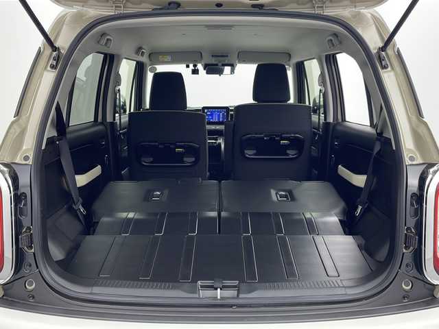 スズキ クロスビー HYBRID MZ 愛知県 2024(令6)年 1.8万km キャラバンアイボリーパールメタリック/ホワイト 2トーンルーフ 純正ナビ【CN-HZ8A5】/全方位カメラ/フルセグTV・Bluetooth・CD・DVD・USB/純正16インチアルミホイール/ＥＴＣ/ドライブレコーダー/SUZUKI Safety Support/デュアルカメラブレーキサポート/後退時ブレーキサポート/衝突被害軽減ブレーキ/誤発進抑制/後方誤発進抑制/車線維持支援/車線逸脱警報/ふらつき警報/アダプティブクルーズコントロール/先行車発進お知らせ/ヒルホールドコントロール/横滑り防止/アイドリングストップ/ハイビームアシスト/LEDヘッドライト/ファブリックシート/前席シートヒーター/革巻きステアリング/パドルシフト/フロアマット/プッシュスタート/スマートキー/スペアキー1本/保証書/取扱説明書・ナビ説明書