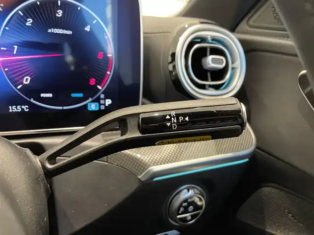 メルセデス・ベンツ Ｍ・ベンツ Ｃ２２０ｄ アバンギャルド　AMGライン 福岡県 2022(令4)年 1.9万km パール ナビ　/３６０°カメラ　/フルセグ　/デジタルＬＥＤ　/アンビエントライト　/ハーフレザー　/シートヒーター　/パワーシート　/パワートランク　/ＡＣＣ　/ステアリングアシスト　/ＢＳＭ　/スマートキー　/純正１８ｉｎｃｈＡＷ