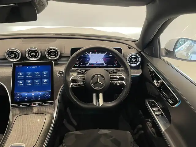 メルセデス・ベンツ Ｍ・ベンツ Ｃ２２０ｄ アバンギャルド　AMGライン 福岡県 2022(令4)年 1.9万km パール ナビ　/３６０°カメラ　/フルセグ　/デジタルＬＥＤ　/アンビエントライト　/ハーフレザー　/シートヒーター　/パワーシート　/パワートランク　/ＡＣＣ　/ステアリングアシスト　/ＢＳＭ　/スマートキー　/純正１８ｉｎｃｈＡＷ