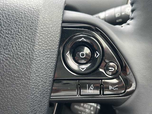 トヨタ プリウス ＰＨＶ S セーフティパッケージ 岐阜県 2022(令4)年 0.9万km アティチュードブラックマイカ ワンオーナー/モデリスタエアロ/純正メーカーナビ/フルセグTV/BT/AM/FM/Miracast/バックカメラ/ビルトインETC/アダプティブクルーズコントロール/プリクラッシュセーフティ/クリアランスソナー/ブラインドスポットモニター/レーンディパーチャーアラート/先行車発進お知らせ/純正フロアマット/充電ケーブル有