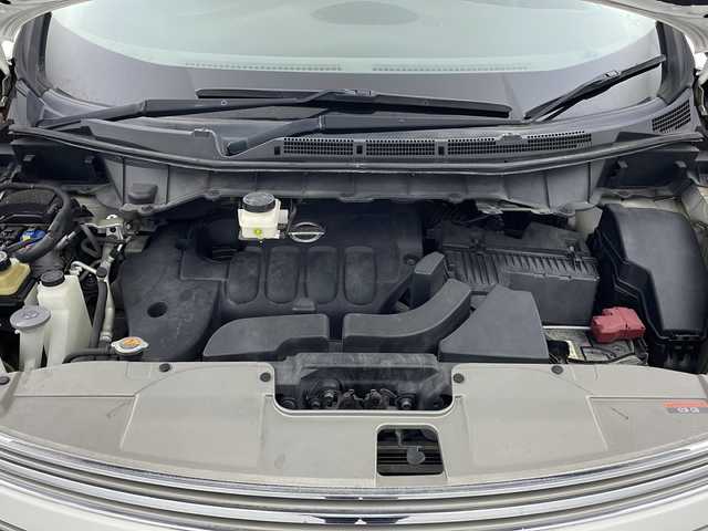 日産 エルグランド 250ハイウェイスター 栃木県 2011(平23)年 19.9万km ブリリアントホワイトパール 社外ナビ/(CD/DVD/BT/AM/FM/ワンセグ）/ETC/フリップダウンモニター/横滑り防止/片側パワースライドドア/助手席、二列目オットマン/MTモード付AT/電動格納ミラー/純正フロアマット