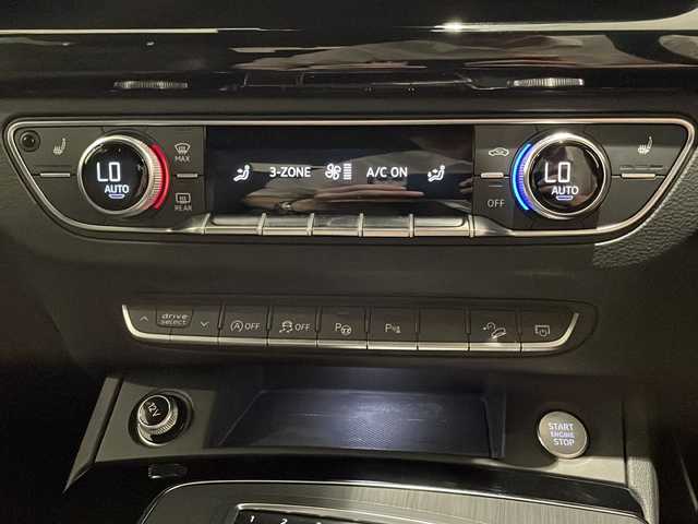アウディ Ｑ５ Sライン コンペティション 新潟県 2020(令2)年 4.7万km グレイシアホワイトメタリック SLineパッケージ/・S line バンパー/・ スポーツサスペンション/・ S line エクステリアロゴ/・ ドアシルトリムS lineロゴ/アシスタンスパッケージ/・ アウディプレセンスリヤ/・ アウディサイドアシスト/・ バーチャルコックピット/マトリクスLEDヘッドライトパッケージ/・マトリクスLEDヘッドライト／/ ダイナミックターンインディケーター/・ ヘッドライトウォッシャー/シートヒーター/レーダークルーズコントロール/バーチャルコックピット/電動リアゲート/パワーシート（D席/N席）/Bluetooth接続/TV視聴可能/ETC2.0/全周囲バックカメラ