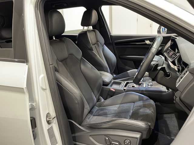 アウディ Ｑ５ Sライン コンペティション 新潟県 2020(令2)年 4.7万km グレイシアホワイトメタリック SLineパッケージ/・S line バンパー/・ スポーツサスペンション/・ S line エクステリアロゴ/・ ドアシルトリムS lineロゴ/アシスタンスパッケージ/・ アウディプレセンスリヤ/・ アウディサイドアシスト/・ バーチャルコックピット/マトリクスLEDヘッドライトパッケージ/・マトリクスLEDヘッドライト／/ ダイナミックターンインディケーター/・ ヘッドライトウォッシャー/シートヒーター/レーダークルーズコントロール/バーチャルコックピット/電動リアゲート/パワーシート（D席/N席）/Bluetooth接続/TV視聴可能/ETC2.0/全周囲バックカメラ