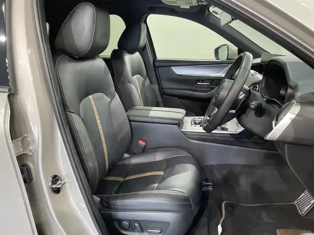 マツダ ＣＸ－６０ XD エクスクルーシブモード 愛知県 2023(令5)年 1.8万km プラチナクォーツメタリック 純正12.3インチナビ/（Bluetooth/AM/FM/フルセグTV/Carplay/HDMi）/BOSEサウンド/衝突軽減ブレーキ/360°ビューモニター/レーダークルーズコントロール/ビルトインETC/シートヒーター/エアシート/LEDヘッドライト/AFS/ドライブレコーダー/ワイヤレス充電/ステアリングヒーター/ドライバーモニタリング/電動リアゲート/デジタルインナーミラー/コーナーセンサー/スマートキー/スペアキー1本/後席サンシェード/電動パーキングブレーキ
