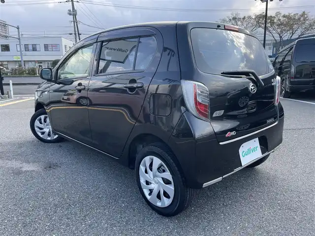 ダイハツ ミラ イース Lf メモリアルエディション 鳥取県 2013(平25)年 10.6万km ブラックマイカメタリック ４・Ｗ・Ｄ/社外ＣＤオーディオ／ＵＳＢ/キーレスキー/アイドリングストップ　/ヘットライトレベライザー/パワーウィンド/フロアマット/ドアバイザー