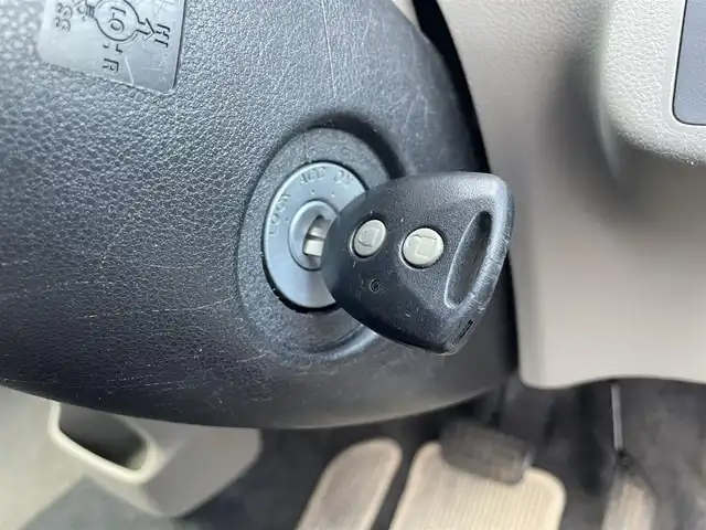 ダイハツ ミラ イース Lf メモリアルエディション 鳥取県 2013(平25)年 10.6万km ブラックマイカメタリック ４・Ｗ・Ｄ/社外ＣＤオーディオ／ＵＳＢ/キーレスキー/アイドリングストップ　/ヘットライトレベライザー/パワーウィンド/フロアマット/ドアバイザー