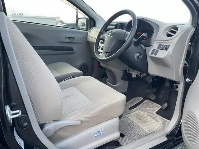 ダイハツ ミラ イース Lf メモリアルエディション 鳥取県 2013(平25)年 10.6万km ブラックマイカメタリック ４・Ｗ・Ｄ/社外ＣＤオーディオ／ＵＳＢ/キーレスキー/アイドリングストップ　/ヘットライトレベライザー/パワーウィンド/フロアマット/ドアバイザー