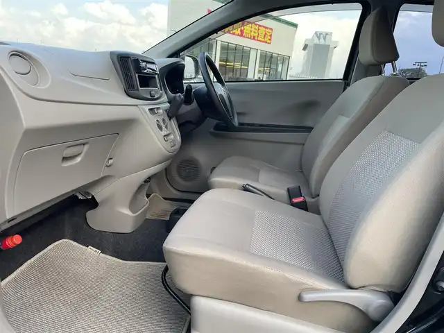 ダイハツ ミラ イース Lf メモリアルエディション 鳥取県 2013(平25)年 10.6万km ブラックマイカメタリック ４・Ｗ・Ｄ/社外ＣＤオーディオ／ＵＳＢ/キーレスキー/アイドリングストップ　/ヘットライトレベライザー/パワーウィンド/フロアマット/ドアバイザー