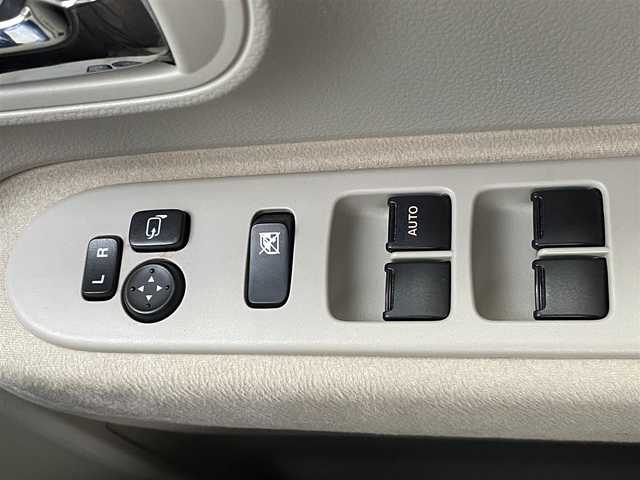 スズキ ラパン X 岡山県 2021(令3)年 4万km コフレピンクパールメタリック/ホワイト2トーンルーフ 純正ナビ　CN-RZ765W/フルセグTV、CD、DVD、Bluetooth、AM、FM/全方位カメラ/前席シートヒーター/オートライト/４WD/スズキセーフティサポート