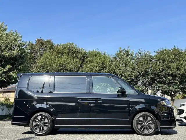 ホンダ ステップワゴン スパーダ eHEV 東京都 2024(令6)年 0.9万km クリスタルブラックパール ワンオーナー/純正9インチナビ/フルセグTV/Bluetoothオーディオ/DVD再生/バックカメラ/ビルトインETC/ナビ連動ドライブレコーダー/(DRH-229ND)/両側パワースライドドア/パワーバックドア/ハーフレザーシート/Honda SENSING