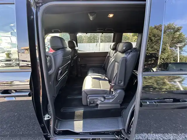 ホンダ ステップワゴン スパーダ eHEV 東京都 2024(令6)年 0.9万km クリスタルブラックパール ワンオーナー/純正9インチナビ/フルセグTV/Bluetoothオーディオ/DVD再生/バックカメラ/ビルトインETC/ナビ連動ドライブレコーダー/(DRH-229ND)/両側パワースライドドア/パワーバックドア/ハーフレザーシート/Honda SENSING