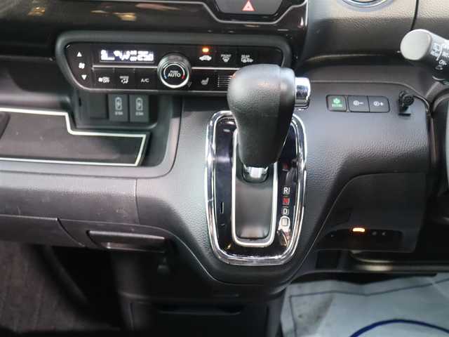 ホンダ Ｎ ＢＯＸ カスタム G L ホンダセンシング 福島県 2019(平31)年 8万km クリスタルブラックパール  4        W        D/ 社 外 ナ ビ・フ ル セ グ T V/ バ ッ ク カ メ ラ/ ビ ル ト イ ン E T C/ 左 側 パ ワ ー ス ラ イ ド ド ア/ レ ー ダ ー ク ル ー ズ コ ン ト ロ ー ル/ エンジンスターター付スマートキー/ 前 左 右 シ ー ト ヒ ー タ ー/ ホ ン ダ セ ン シ ン グ/ 純 正 １４ イ ン チ ア ル ミ/ 純 正 L E D ヘ ッ ド ラ イ ト/ 純 正 フ ォ グ ラ ン プ/ 横 滑 り 防 止 装 置/ ア イ ド リ ン グ ス ト ッ プ