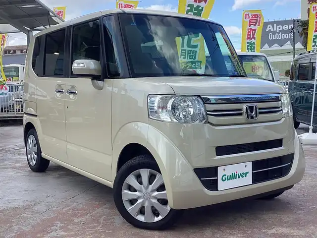 ホンダ Ｎ ＢＯＸ G SSパッケージ 京都府 2016(平28)年 2万km プレミアムアイボリーP 純正ナビ（ＶＸＭ－１６４ＣＳｉ）/　ＣＤ　ＢＴ　ＳＤ　ワンセグＴＶ/バックカメラ/前後ドライブレコーダー/ビルトインＥＴＣ/両側ＰＷスライドドア/前席シートヒーター/オートリトラミラー/ＨＩＤヘッドライト/オートライト/シートバックテーブル×２/前後アームレスト/リアサンシェード/アイドリングストップ/横滑り防止装置/スマートキー×２/新車保証書/取扱説明書