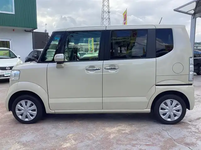 ホンダ Ｎ ＢＯＸ G SSパッケージ 京都府 2016(平28)年 2万km プレミアムアイボリーP 純正ナビ（ＶＸＭ－１６４ＣＳｉ）/　ＣＤ　ＢＴ　ＳＤ　ワンセグＴＶ/バックカメラ/前後ドライブレコーダー/ビルトインＥＴＣ/両側ＰＷスライドドア/前席シートヒーター/オートリトラミラー/ＨＩＤヘッドライト/オートライト/シートバックテーブル×２/前後アームレスト/リアサンシェード/アイドリングストップ/横滑り防止装置/スマートキー×２/新車保証書/取扱説明書