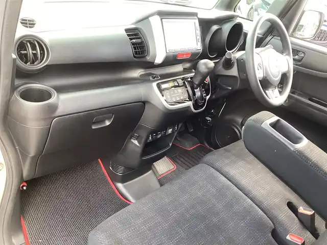 ホンダ Ｎ ＢＯＸ G SSパッケージ 京都府 2016(平28)年 2万km プレミアムアイボリーP 純正ナビ（ＶＸＭ－１６４ＣＳｉ）/　ＣＤ　ＢＴ　ＳＤ　ワンセグＴＶ/バックカメラ/前後ドライブレコーダー/ビルトインＥＴＣ/両側ＰＷスライドドア/前席シートヒーター/オートリトラミラー/ＨＩＤヘッドライト/オートライト/シートバックテーブル×２/前後アームレスト/リアサンシェード/アイドリングストップ/横滑り防止装置/スマートキー×２/新車保証書/取扱説明書