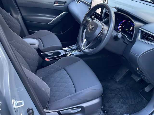 トヨタ カローラ クロス ハイブリッド S 福島県 2022(令4)年 3.8万km セメントグレーメタリック ワンオーナー　純正ディスプレイオーディオ　ナビ　バックカメラ　ビルトインＥＴＣ　プリクラッシュセーフティー　レーダークルーズコントロール　純正アルミホイール　ルーフレール　クリアランスソナー