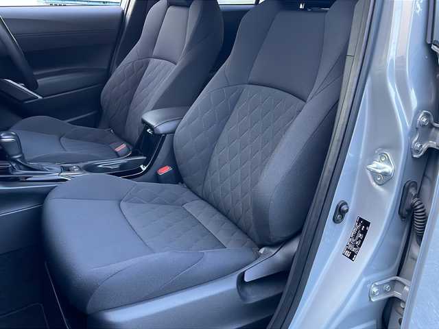 トヨタ カローラ クロス ハイブリッド S 福島県 2022(令4)年 3.8万km セメントグレーメタリック ワンオーナー　純正ディスプレイオーディオ　ナビ　バックカメラ　ビルトインＥＴＣ　プリクラッシュセーフティー　レーダークルーズコントロール　純正アルミホイール　ルーフレール　クリアランスソナー