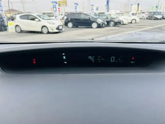 トヨタ プリウス G 岡山県 2015(平27)年 10万km ブラック (株)IDOMが運営する【じしゃロン岡山店】の自社ローン専用車両になります。こちらは現金またはオートローンご利用時の価格です。自社ローンご希望の方は別途その旨お申付け下さい/プッシュスタート/スペアキー1本/純正7インチナビ/バックカメラ/Bluetooth/AM/FM/CD/DVD/電格シート(運転席)/ハーフレザーシート