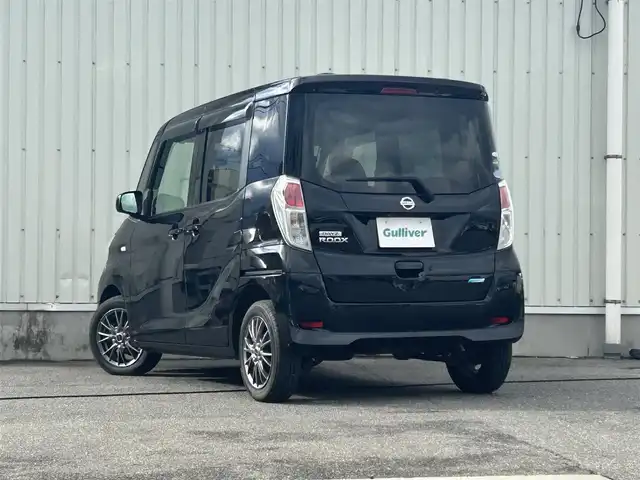 日産 デイズ ルークス X Vセレ +SeftyⅡ 山形県 2015(平27)年 7.2万km ブラック 衝突被害軽減システム/純正SDナビ/　　【CD　DVD　BT　フルセグ　USB　AUX】/アラウンドビューモニター/パワースライドドア/14インチアルミホイール/アイドリングストップ/ドライブレコーダー/純正フロアマット/電動格納ミラー/ドアバイザー/インテリジェントキー/ETC