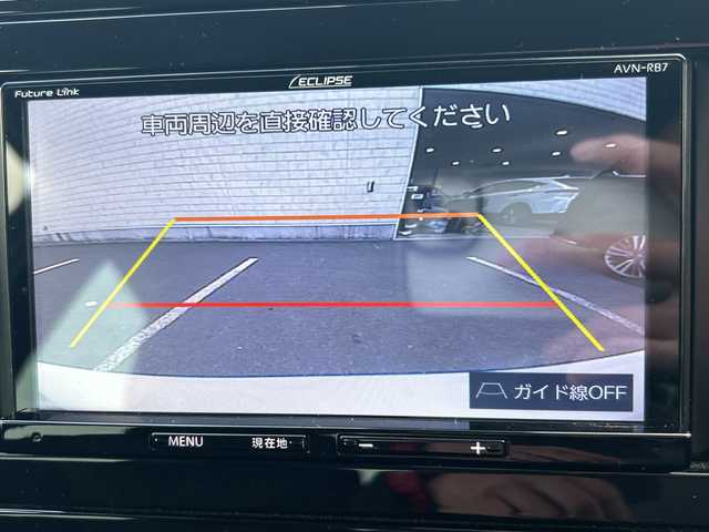 トヨタ プリウス S 大阪府 2022(令4)年 3.2万km プラチナホワイトパールマイカ 社外ナビ(BT/CD)/バックカメラ/レーダークルーズコントロール/レーンキープアシスト/コーナーセンサー/衝突被害軽減システム/横滑り防止装置/盗難防止装置/ETC/LEDヘッドライト/オートライト/オートマチックハイビーム/社外フロアマット/純正アルミホイール