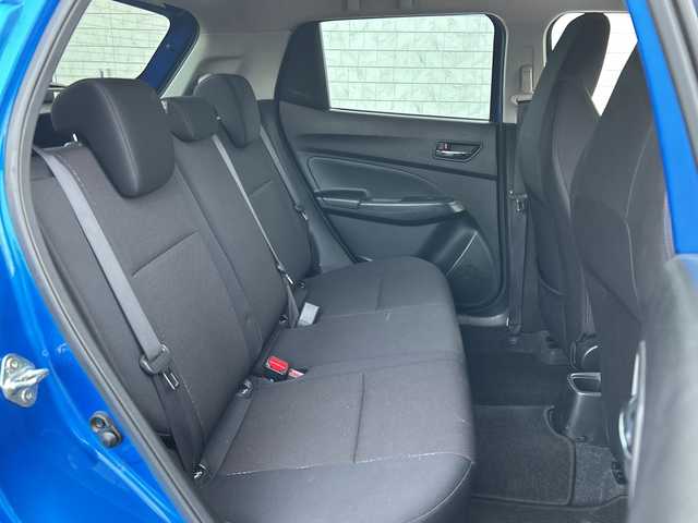 スズキ スイフト スポーツ セーフティPKG 長野県 2018(平30)年 13.7万km スピーディーブルーM ・ワンオーナー/・純正SDナビ/AM/FM/SD/DVD/Bluetooth/TV/iPod/・ETC/・クルーズコントロール/・レーンキープアシスト/・ステアリングリモコン/・オートライト/・LEDヘッドライト/・スペアキー/・プッシュスタート/・シートヒーター