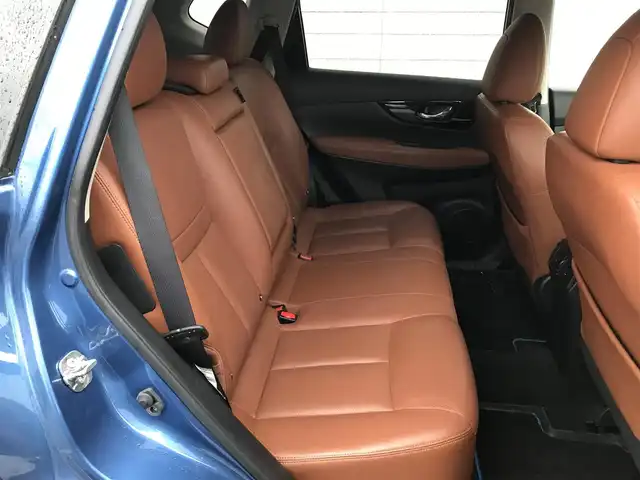 日産 エクストレイル ハイブリッド 20Xi レザーエディション 富山県 2020(令2)年 9.9万km シャイニングブルー ワンオーナー/純正９型ナビ/フルセグＴＶ／Bluetooth/プロパイロット/アラウンドビューモニター/スマートルームミラー/専用レザーシート/パワーバックドア/インテリキー/プッシュスタート/ＬＥＤヘッドライト/ビルトインＥＴＣ/シートヒーター/VDC/衝突軽減ブレーキ/保証書有り