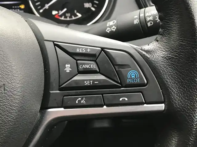 日産 エクストレイル ハイブリッド 20Xi レザーエディション 富山県 2020(令2)年 9.9万km シャイニングブルー ワンオーナー/純正９型ナビ/フルセグＴＶ／Bluetooth/プロパイロット/アラウンドビューモニター/スマートルームミラー/専用レザーシート/パワーバックドア/インテリキー/プッシュスタート/ＬＥＤヘッドライト/ビルトインＥＴＣ/シートヒーター/VDC/衝突軽減ブレーキ/保証書有り