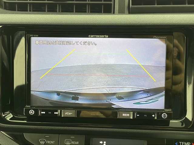 トヨタ アクア S 群馬県 2017(平29)年 8万km ブラックマイカ ナビ　フルセグＴＶ　バックカメラ　ＥＴＣ　前後ドライブレコーダー　ステアリングスイッチ　ヘッドライトレベライザー　ウィンカーミラー　リモコンキー　電動格納ミラー　横滑り防止装置　純正フロアマット　禁煙
